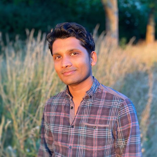 Dr Sid Mohandas portrait